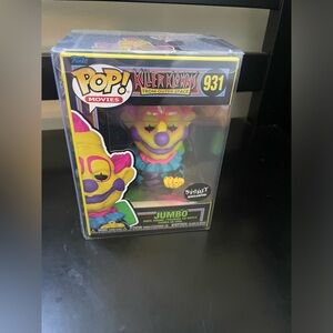 Jumbo Killer Klowns from Outer Space #931 Blacklight Spirit Exclusive Funko Pop